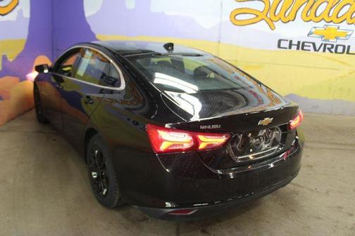 Mosaic Black Metallic 2020 Chevrolet Malibu LT
