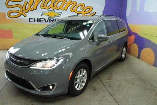 2020 Chrysler Pacifica Touring-L