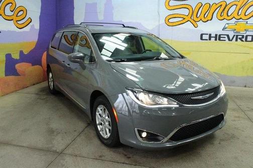 2020 Chrysler Pacifica Touring-L