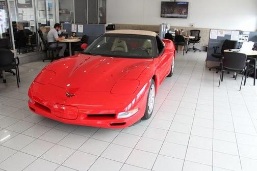 2004 Chevrolet Corvette Base