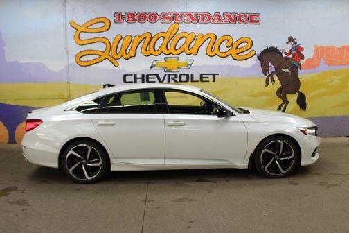 White 2022 Honda Accord Sport 1.5T