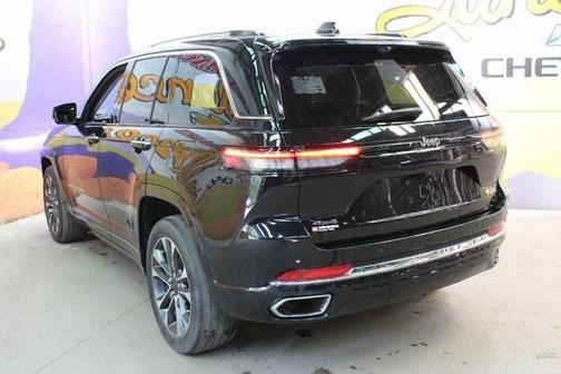 2022 Jeep Grand Cherokee Overland