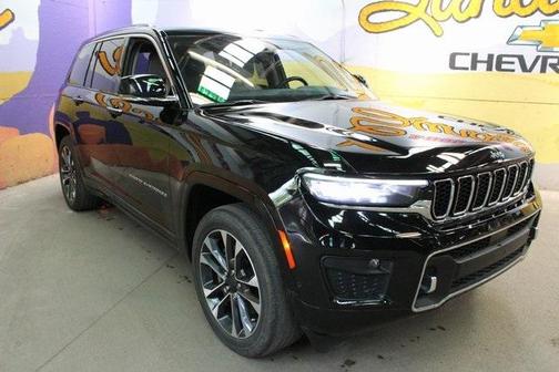 2022 Jeep Grand Cherokee Overland