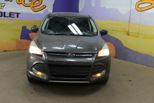 Magnetic 2016 Ford Escape SE