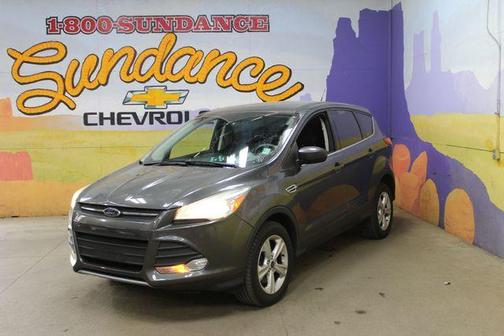 Magnetic 2016 Ford Escape SE