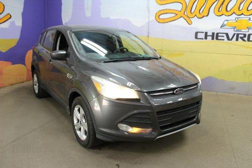 Magnetic 2016 Ford Escape SE