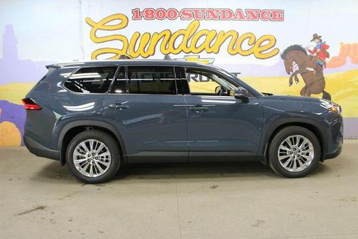 Storm 2024 Toyota Grand Highlander
