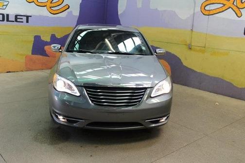 2012 Chrysler 200 Limited