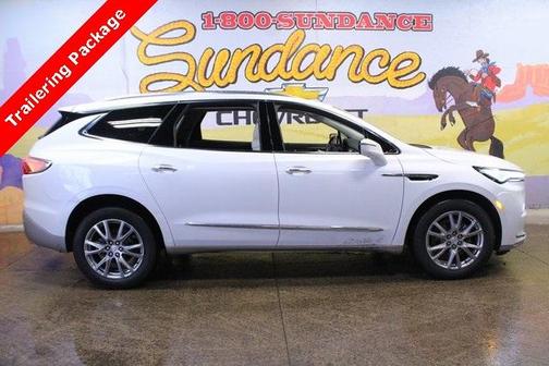 2022 Buick Enclave Essence