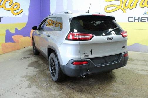 2015 Jeep Cherokee Sport