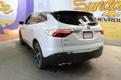 2022 Buick Enclave Essence