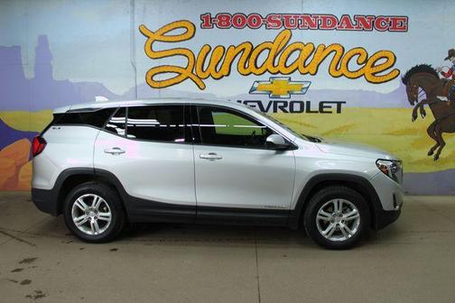 Quicksilver Metallic 2019 GMC Terrain SLE