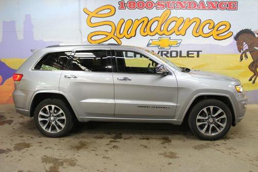 Steel Gray Metallic 2017 Jeep Grand Cherokee Overland