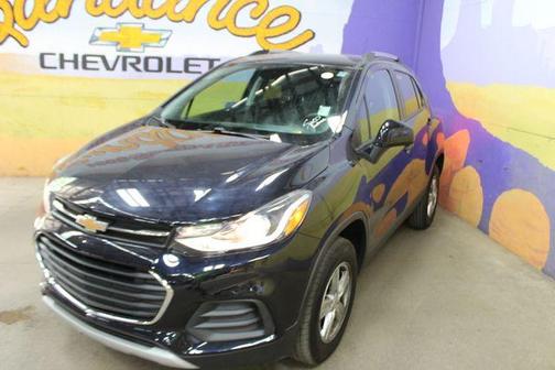 Midnight Blue Metallic 2022 Chevrolet Trax LT