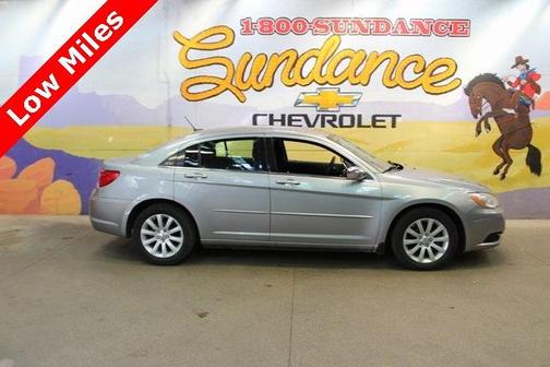 2014 Chrysler 200 LX