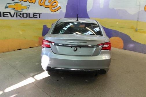 2014 Chrysler 200 LX