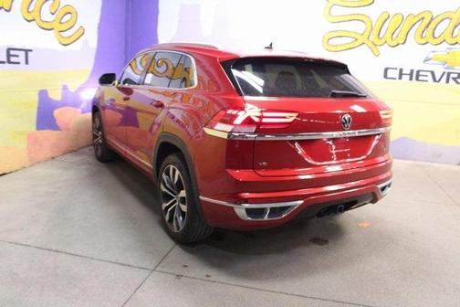 2022 Volkswagen Atlas Cross Sport 3.6L V6 SEL Premium R-Line