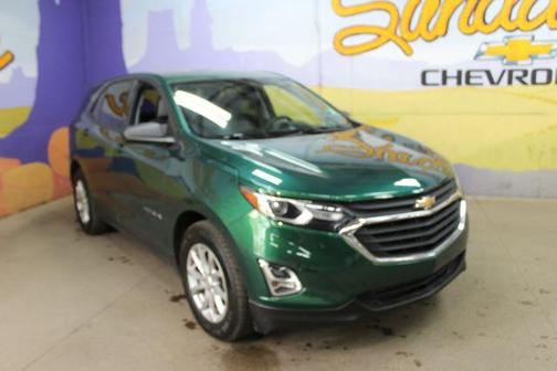Ivy Metallic 2019 Chevrolet Equinox LS