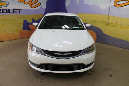 Bright White 2016 Chrysler 200 LX