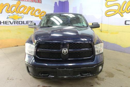 True Blue Pearl 2018 RAM 1500 SLT