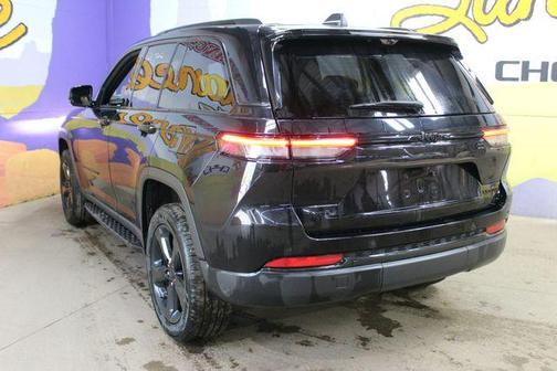 Gray 2024 Jeep Grand Cherokee Limited