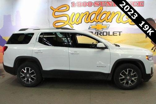 2023 GMC Acadia SLE