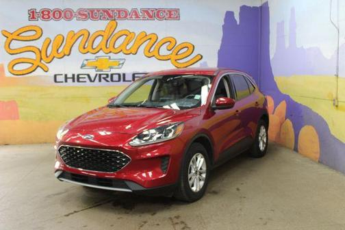 Rapid Red Metallic Tinted Clearcoat 2020 Ford Escape SE