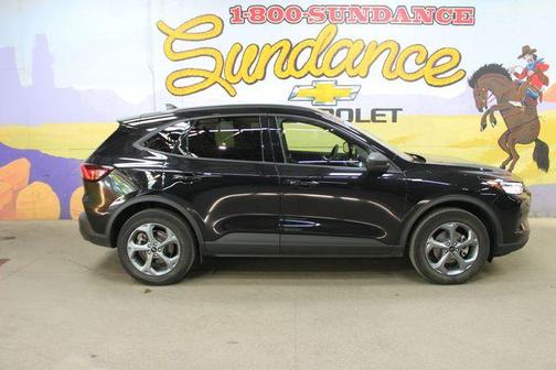 Agate Black Metallic 2025 Ford Escape ST-Line