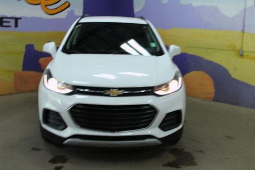 Summit White 2020 Chevrolet Trax LT