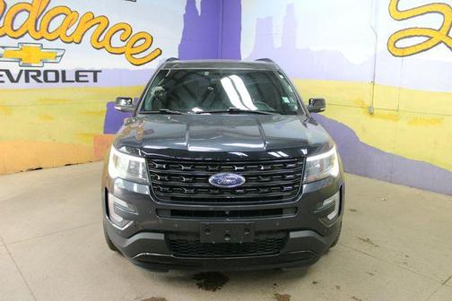 Gray 2017 Ford Explorer sport