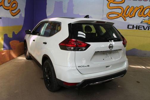 White 2017 Nissan Rogue S