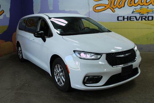 Bright White Clearcoat 2024 Chrysler Pacifica Touring-L