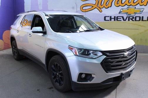 2021 Chevrolet Traverse LT Cloth