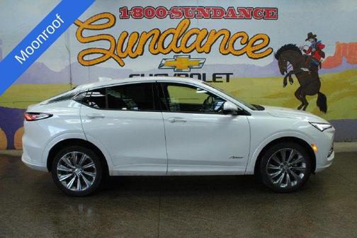 White Frost Tri-Coat 2025 Buick Envista AVENIR