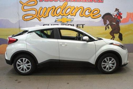 2021 Toyota C-HR LE