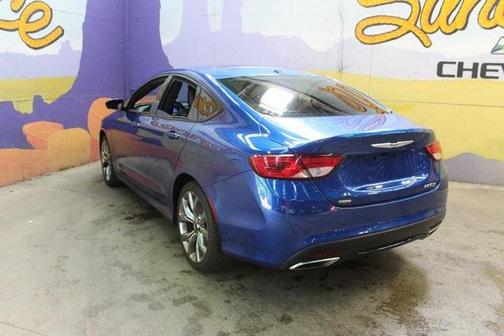 2016 Chrysler 200 S