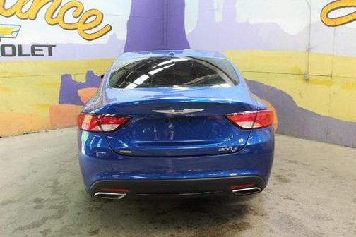 2016 Chrysler 200 S