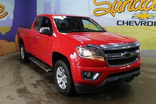 Red 2017 Chevrolet Colorado LT