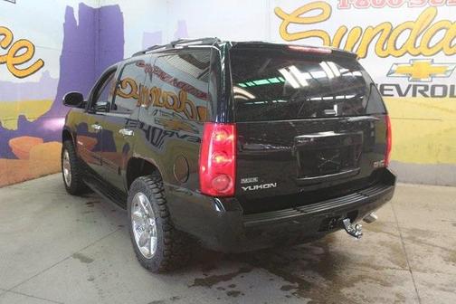 2011 GMC Yukon SLT