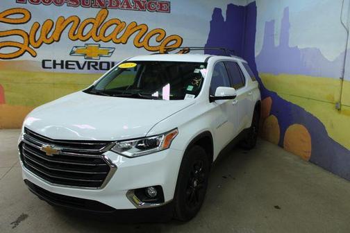 Summit White 2018 Chevrolet Traverse LT Cloth