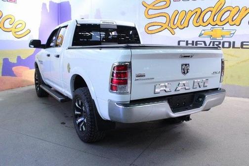 2016 RAM 1500 SLT