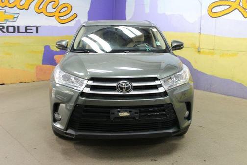 Jade Metallic 2018 Toyota Highlander XLE