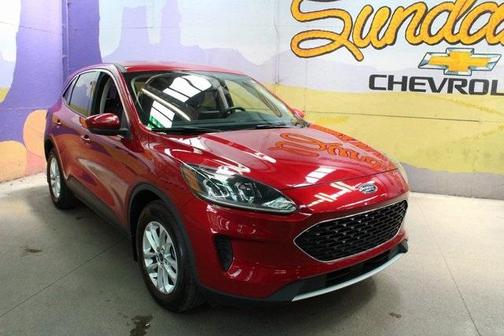 2020 Ford Escape SE