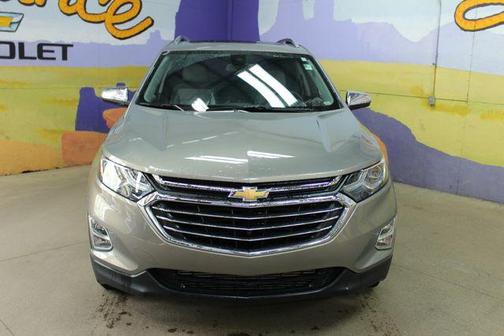 Pepperdust Metallic 2018 Chevrolet Equinox Premier