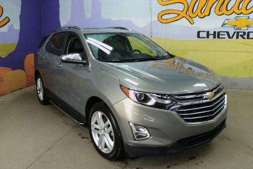 Pepperdust Metallic 2018 Chevrolet Equinox Premier