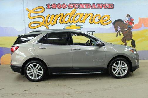 Pepperdust Metallic 2018 Chevrolet Equinox Premier