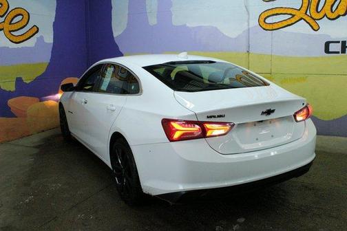 Summit White 2023 Chevrolet Malibu LT