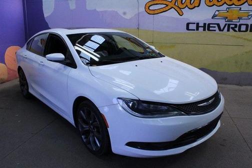 2015 Chrysler 200 S