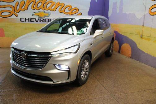 2022 Buick Enclave Essence
