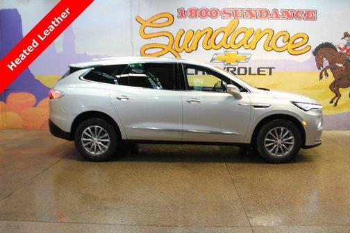 2022 Buick Enclave Essence